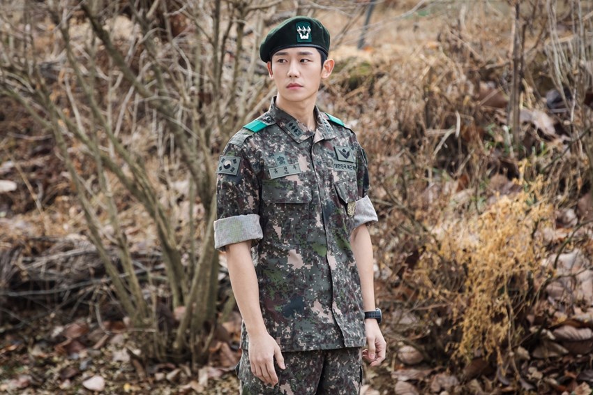 JUng Hae In tentara dalam Prison Playbook