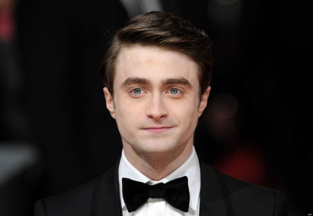 Daniel Radcliffe Jadi Underachieving Angel Di Serial MIRACLE WORKERS